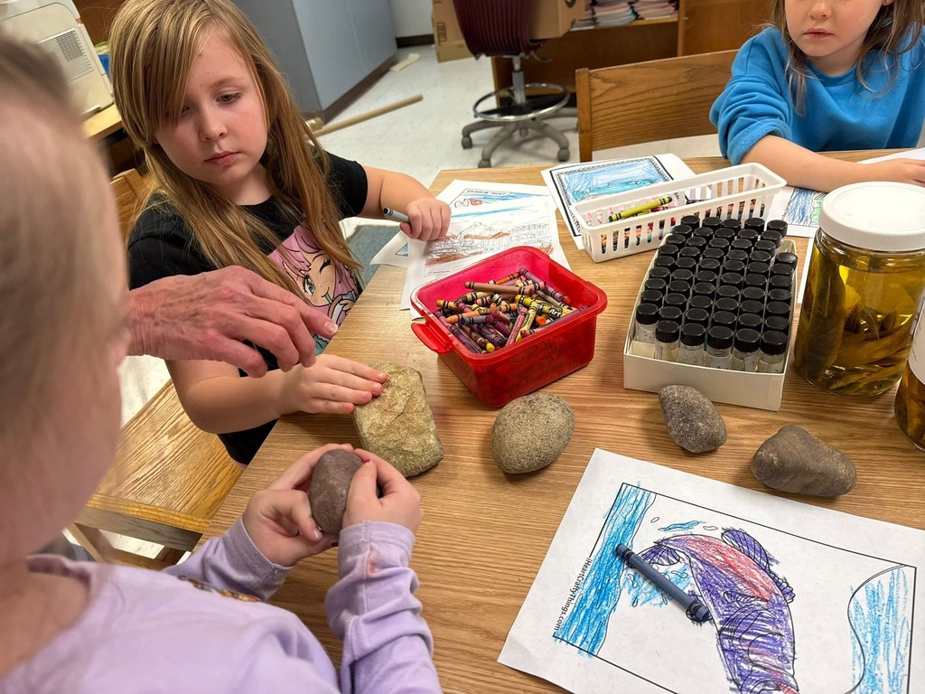Linda Raines, partner in the Decota Consulting Company visited Walton SOAR students to discuss environmental engineering, what the job entails, and what it takes to become an engineer.