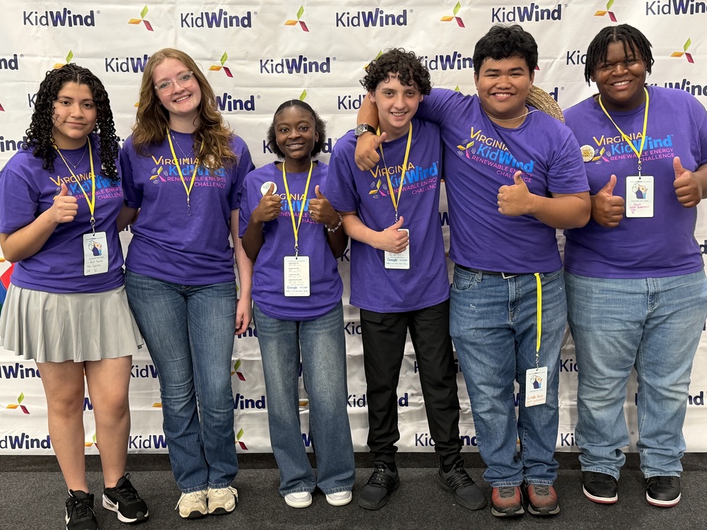  Abigail Argumedo, Sara Fender, Naja Mason, Gabe Maza, Carlos Nery, and Josiah Ausby 