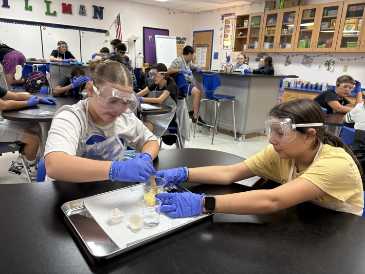 1st Explore Lab