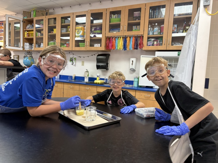 1st Explore Lab