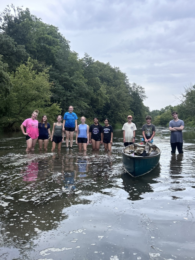 Rochelle FFA Kyte Creek Clean Up
