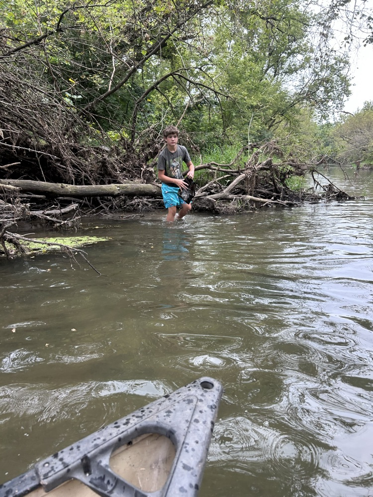 Rochelle FFA Kyte Creek Clean Up
