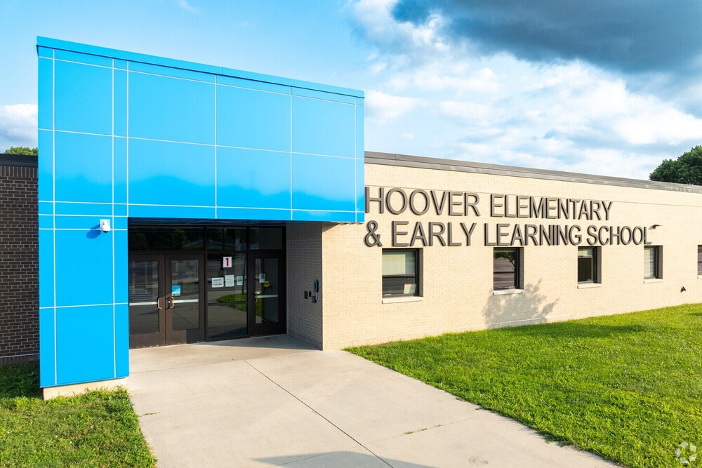 Exterior Entrance of the Hoover Elementary School building