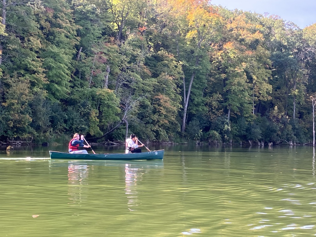 Students canoeing at Chester Woods.
