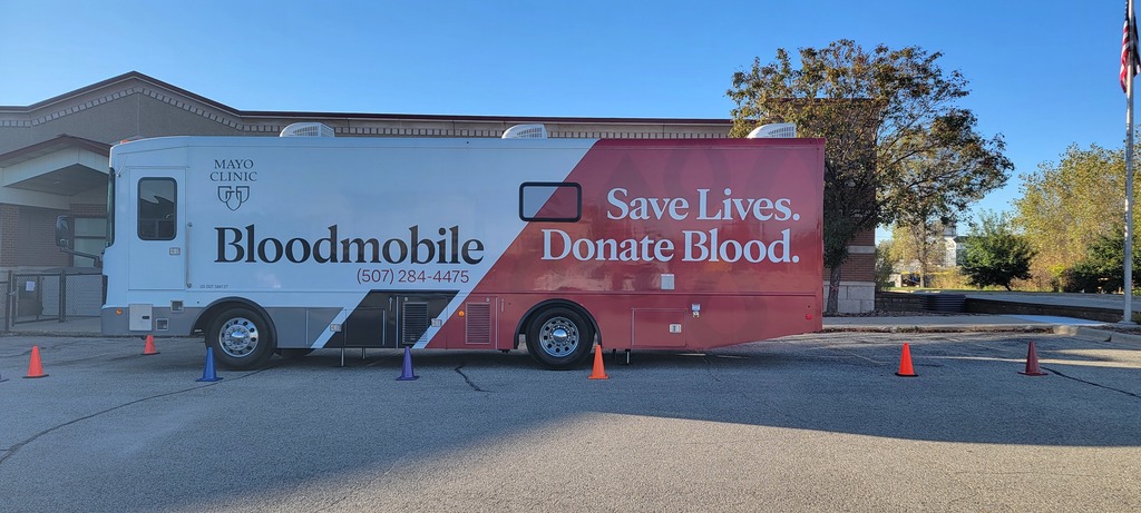 Mayo Clinic blood mobile bus at the ALC