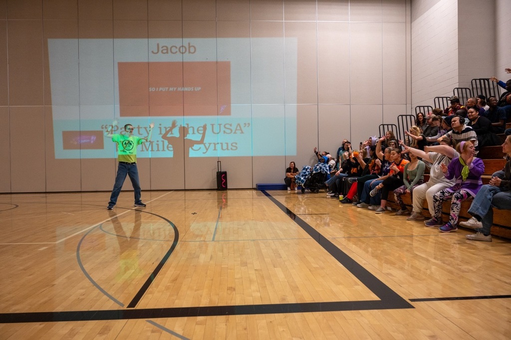 Jacob gets the crowd involved in his dance of “Party in the USA” by Miley Cyrus