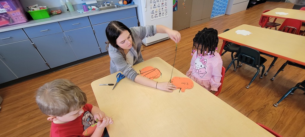 ALC students volunteer with Early Childhood Education.