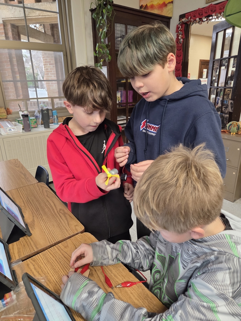 Ms. Sorum's 4th grade scientists