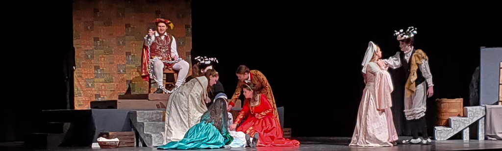 Students in Mayo One Act play