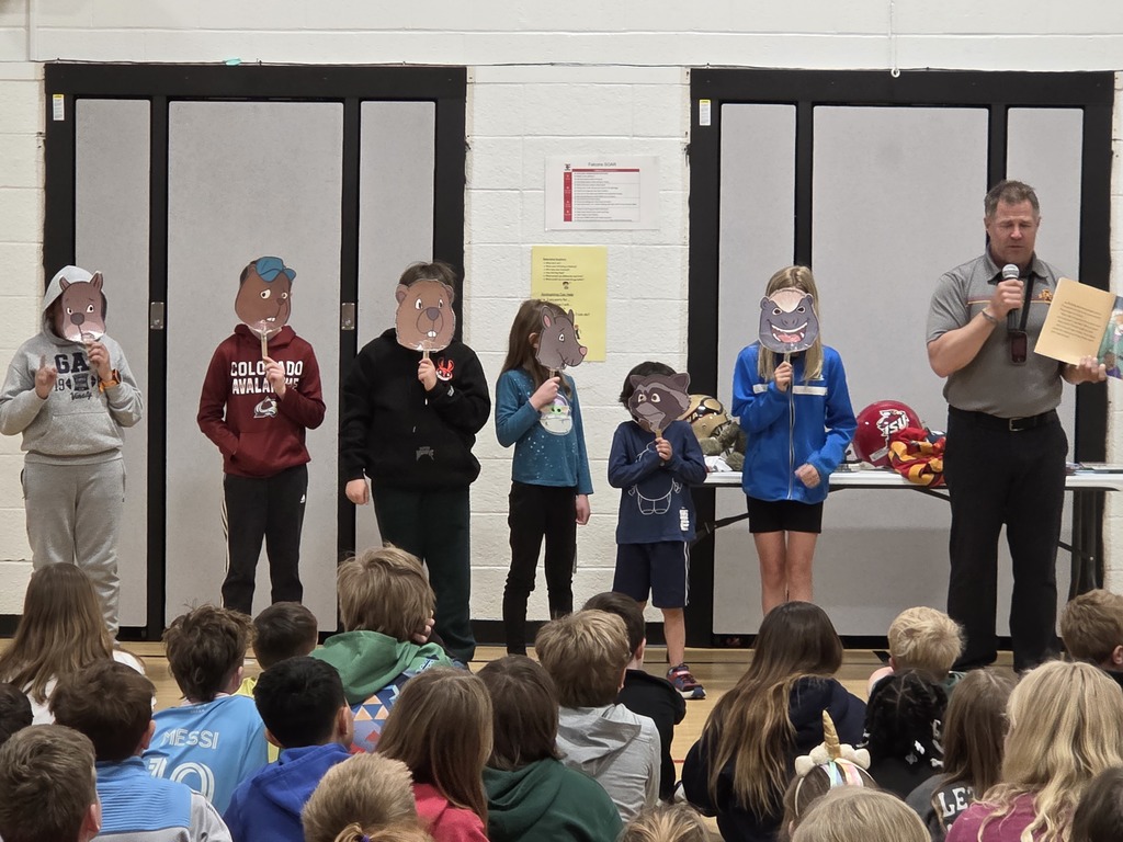 Author visit Coach Sloth 