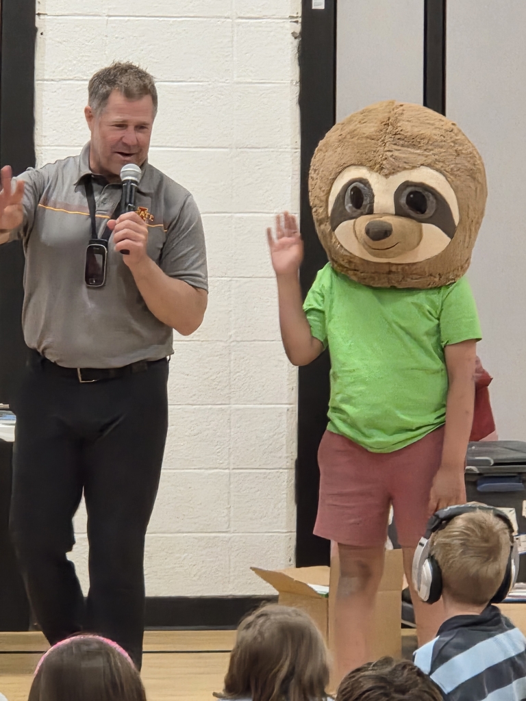 Author visit Coach Sloth 