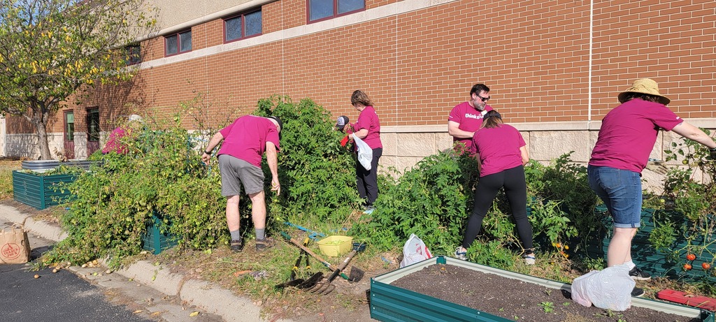 Think Bank volunteers
