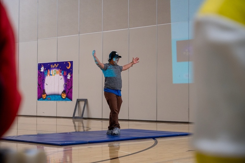 Jovanny did 50 push ups in just 45 seconds and the crowd loved it