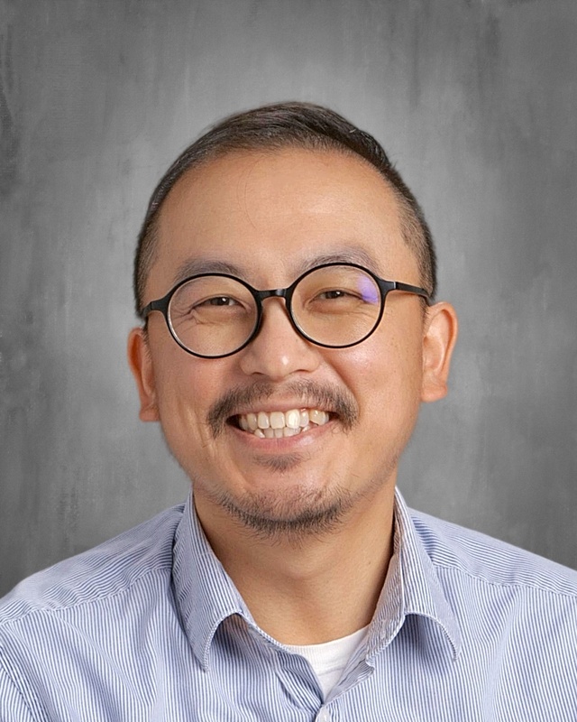Jefferson School Counselor Tony Yang