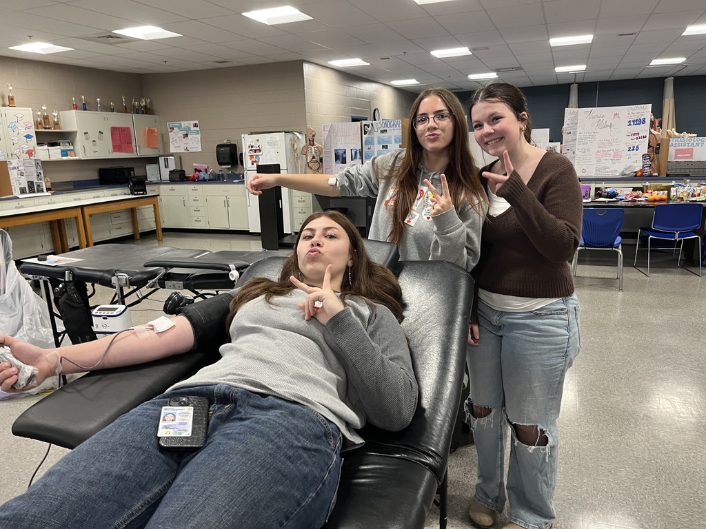 Thank you to everyone who supported the Oct 30 blood drive hosted by SHS HOSA at R.W. Creteau Tech Center! ❤️ With help from Ms. Kumph’s classes & HOSA members, we collected 29 pints from 51 donors. Amazing teamwork! 💉🙌 #CTE #HOSA #Community #GiveBlood