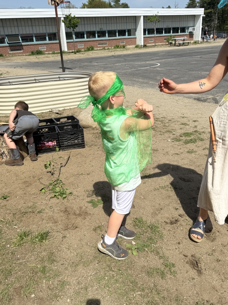 We are learning about bartering in Mrs. Marchand's kindergarten class and enjoying our outdoor classroom! 