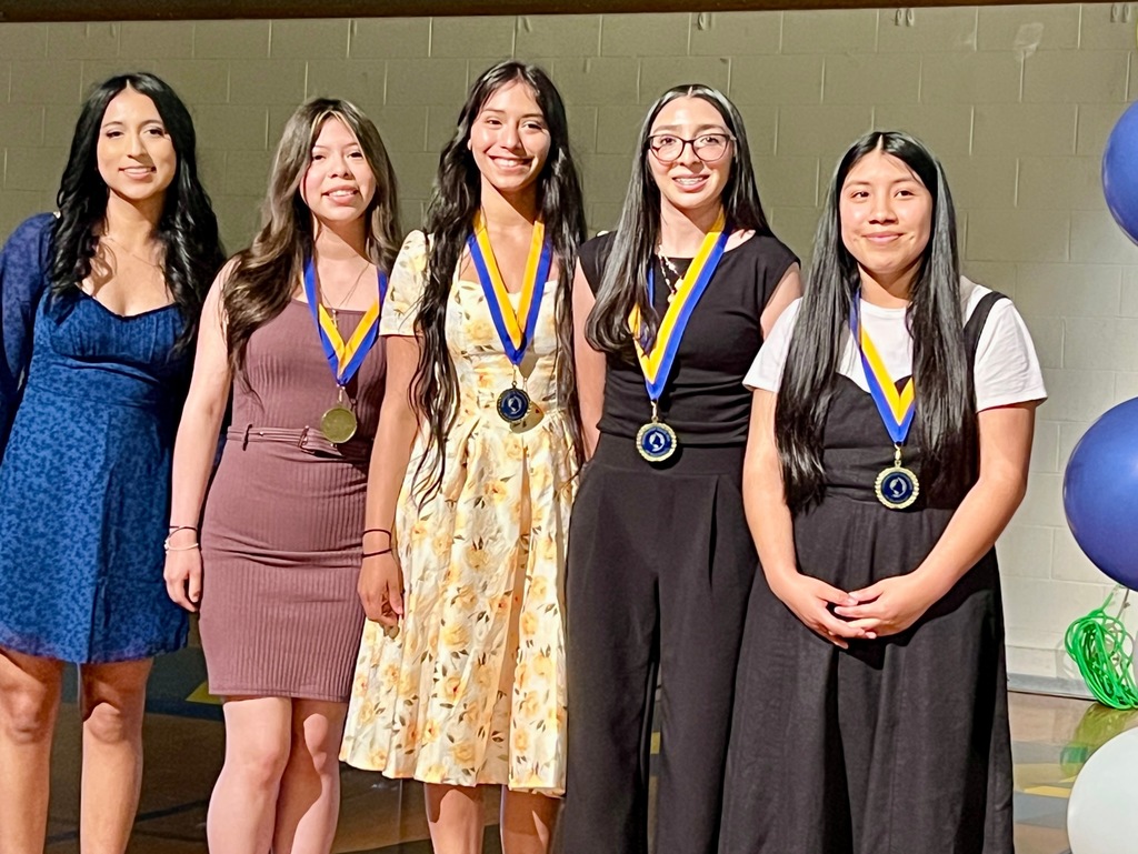 5 Recipients of the Seal of Biliteracy