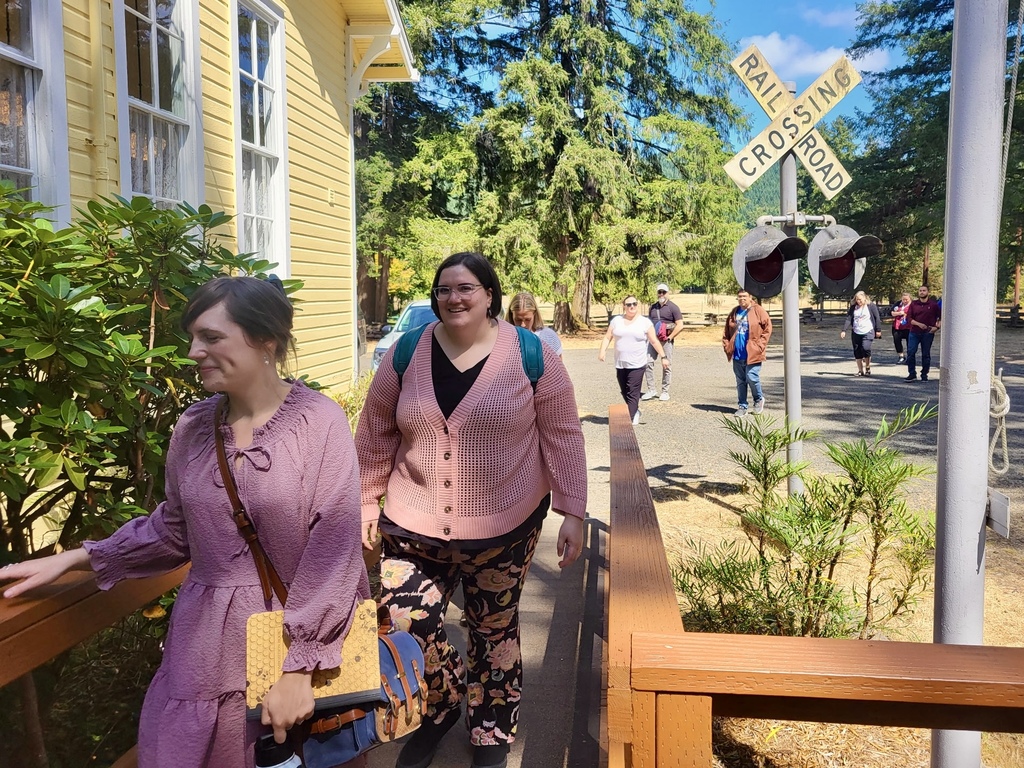 New teachers entering Gate School House