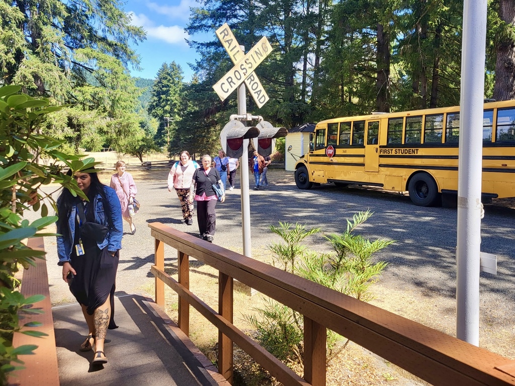 New teachers entering Gate School House