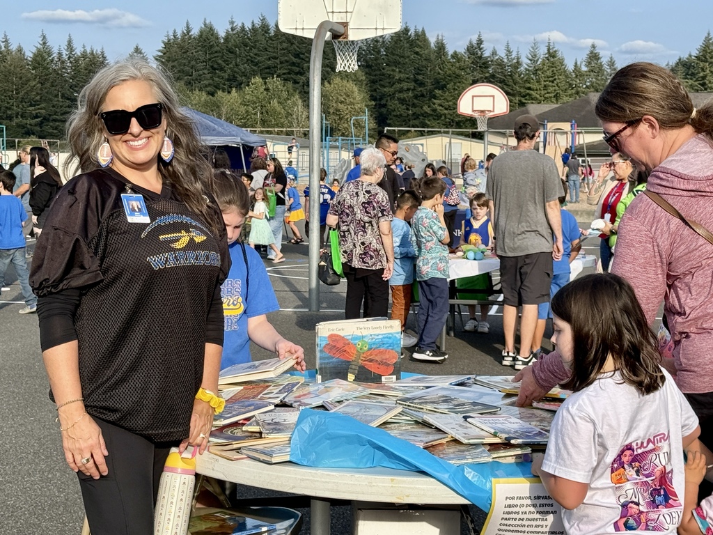 Community resource at Back to School Bash