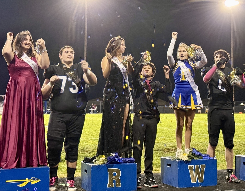 Homecoming court