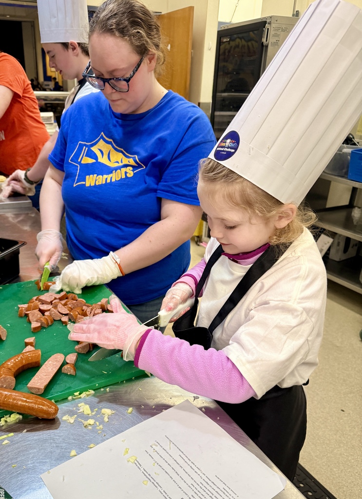 Preparing Polish Spaghetti