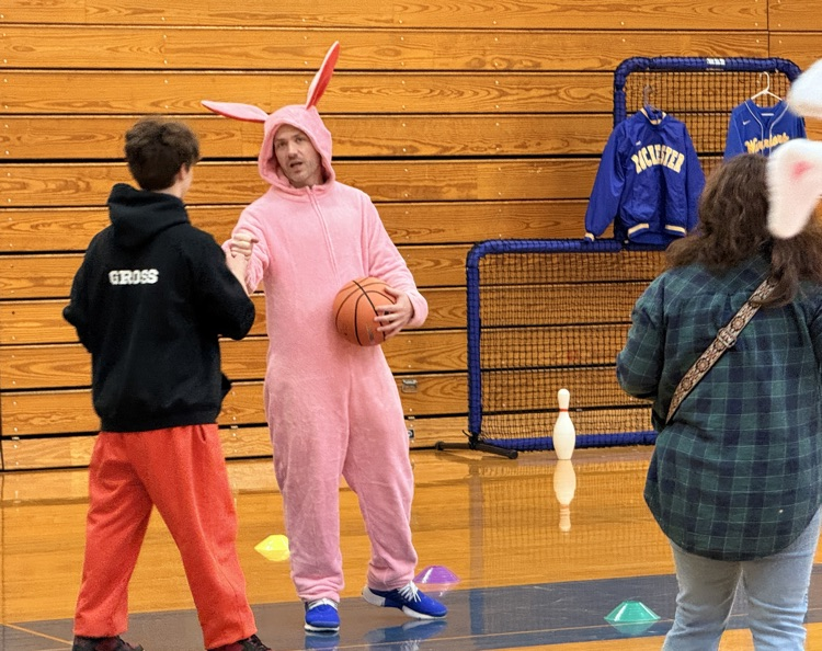 RHS Basketball coach as an eater bunny