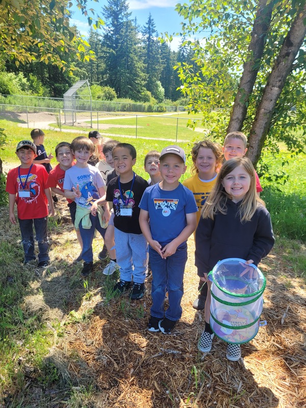 Class releases butterflies