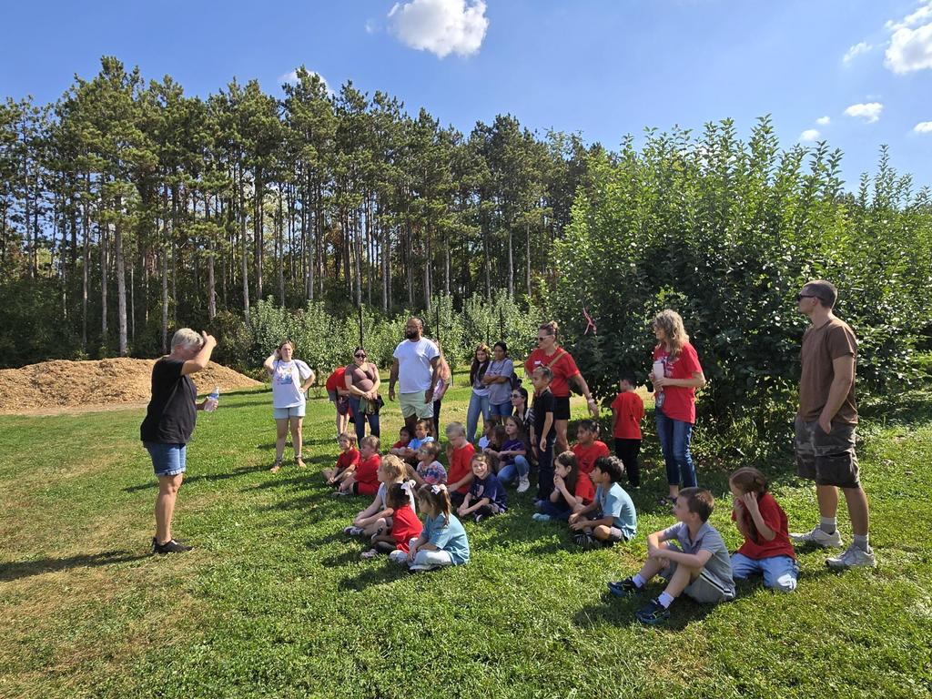 Rock County Christian School trip to The Apple Hut