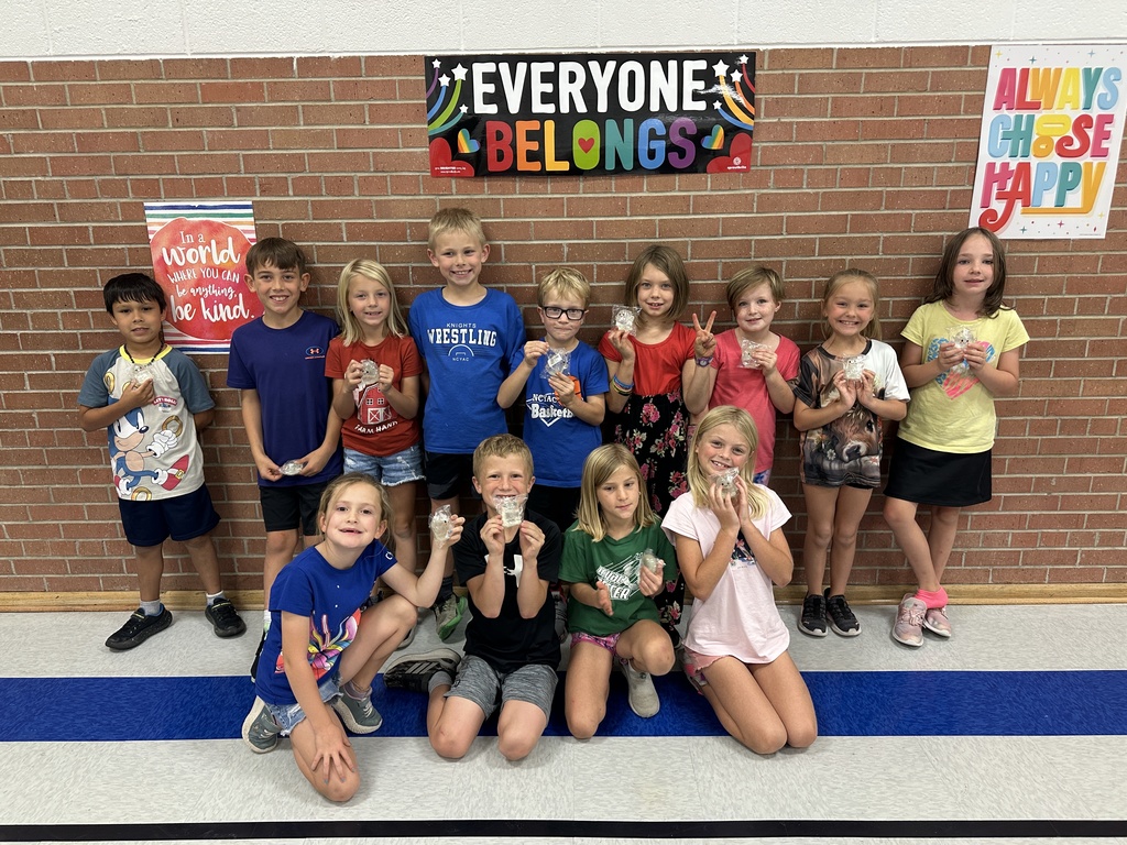 2nd Grade Jiraiya, Axel, Britton, Stryder, Baker, Paisley, Paityn, Piper, Alaina Front - Hudsynn, Crue, Cecilia, Quinn