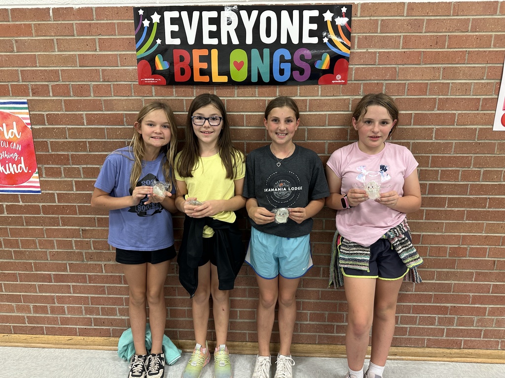 5th Grade Reese, Abigail, Emberly, Hadleigh