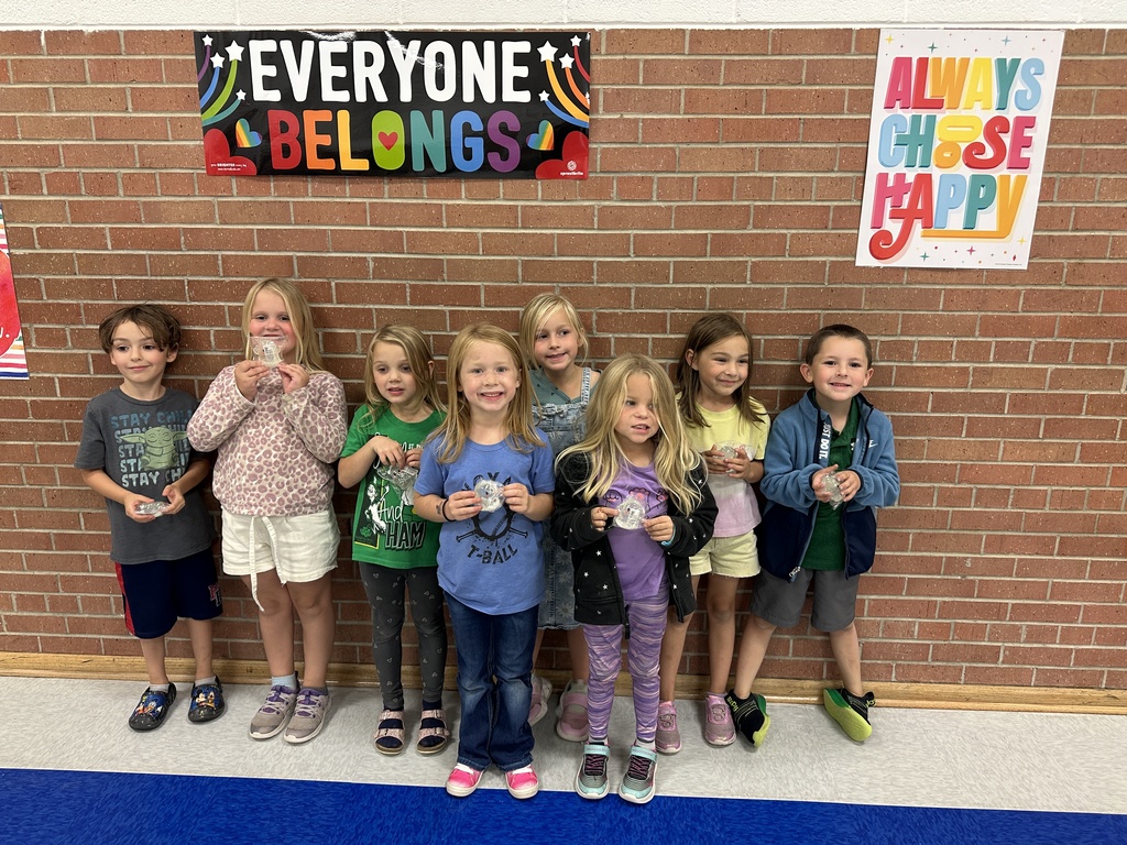 Kindergarten Elijih, Whittley, Lily, Landri, Brylee, Maverick Front - Hadley, Raine