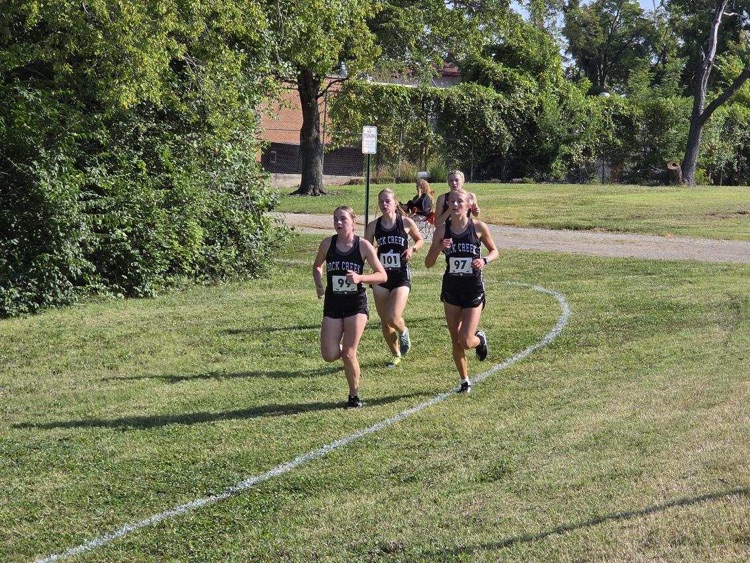 RCHS Girls Cross Country competing in the top 10