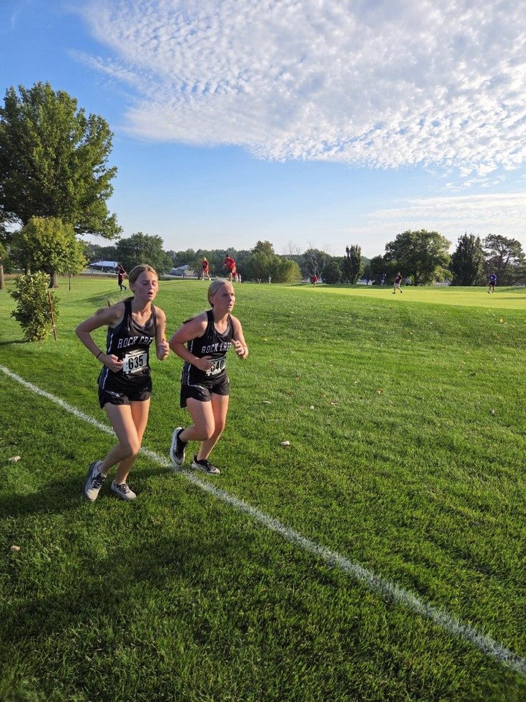 RCHS Girls Cross Country Competing at Wamego 9/13/2025