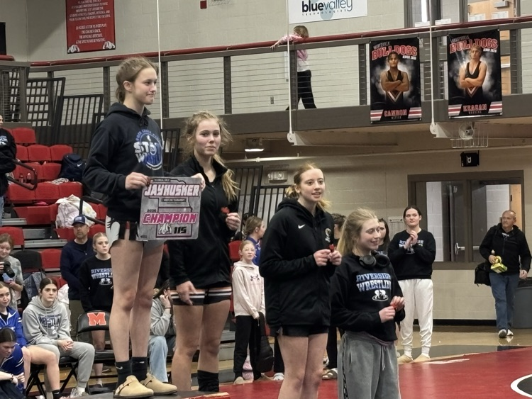 Liliauna Nold takes 1st at Marysville