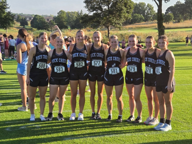 RCHS Girls Cross Country Team at Wamego