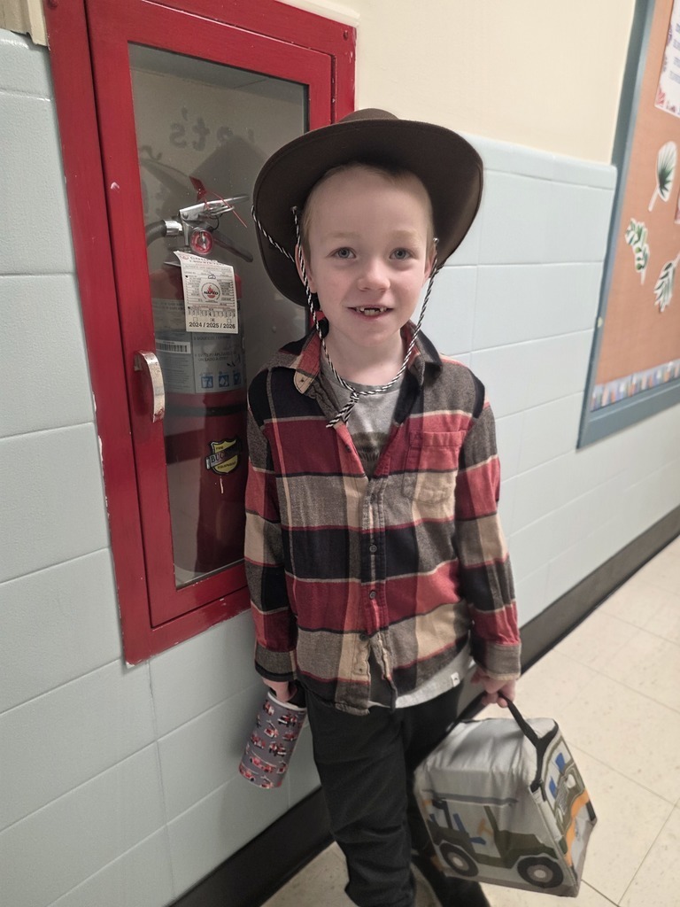 Picture of Students at Birchwood Buddies explore the themes of aliens and cowboys/girls! 