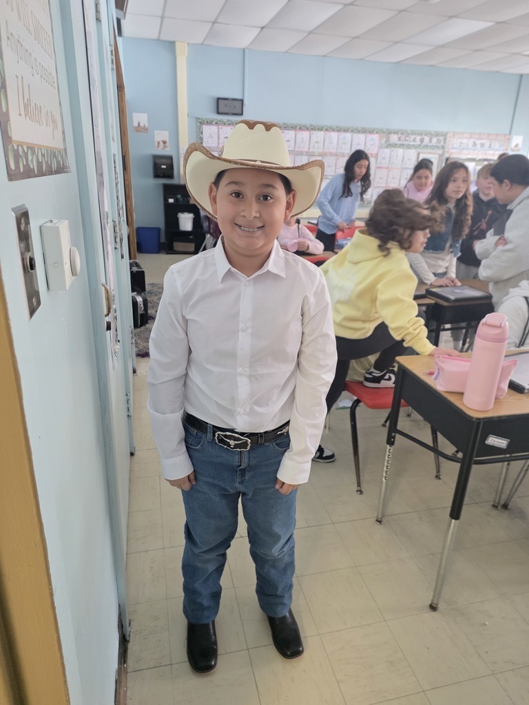 Picture of Students at Birchwood Buddies explore the themes of aliens and cowboys/girls! 