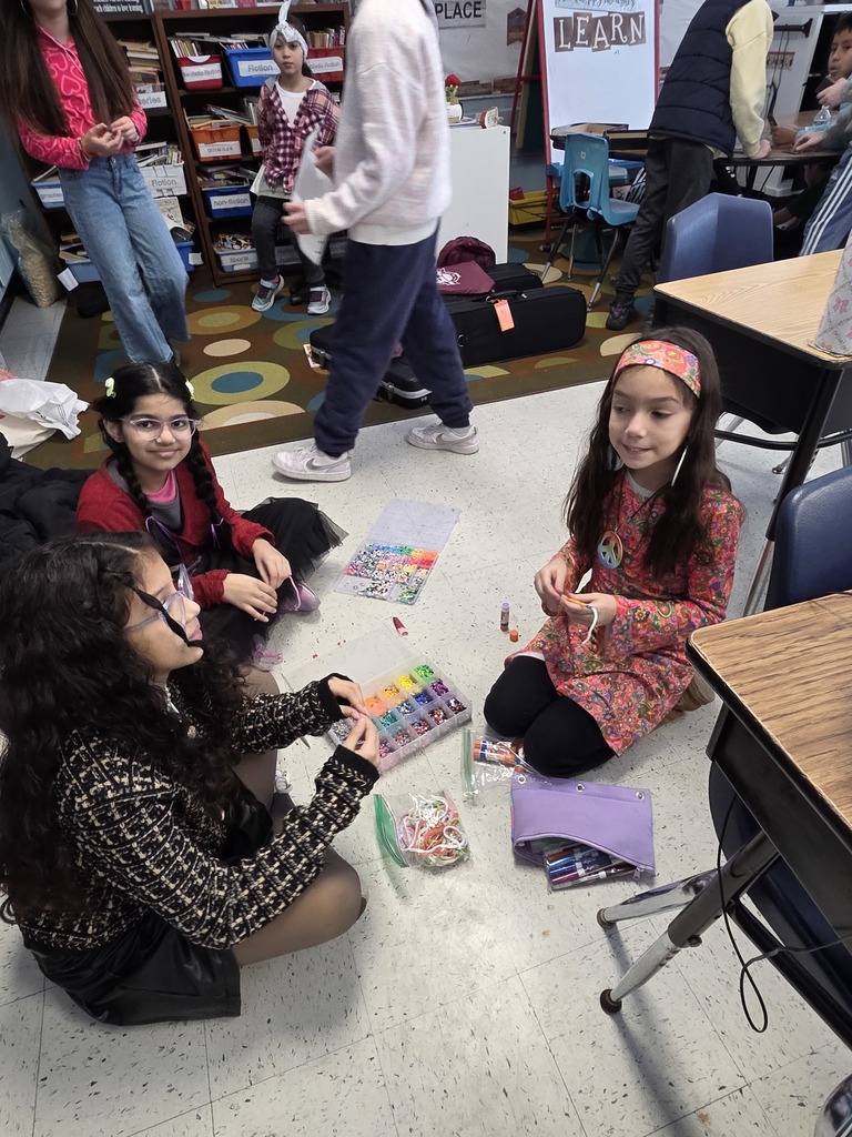 Recess friendship bracelets