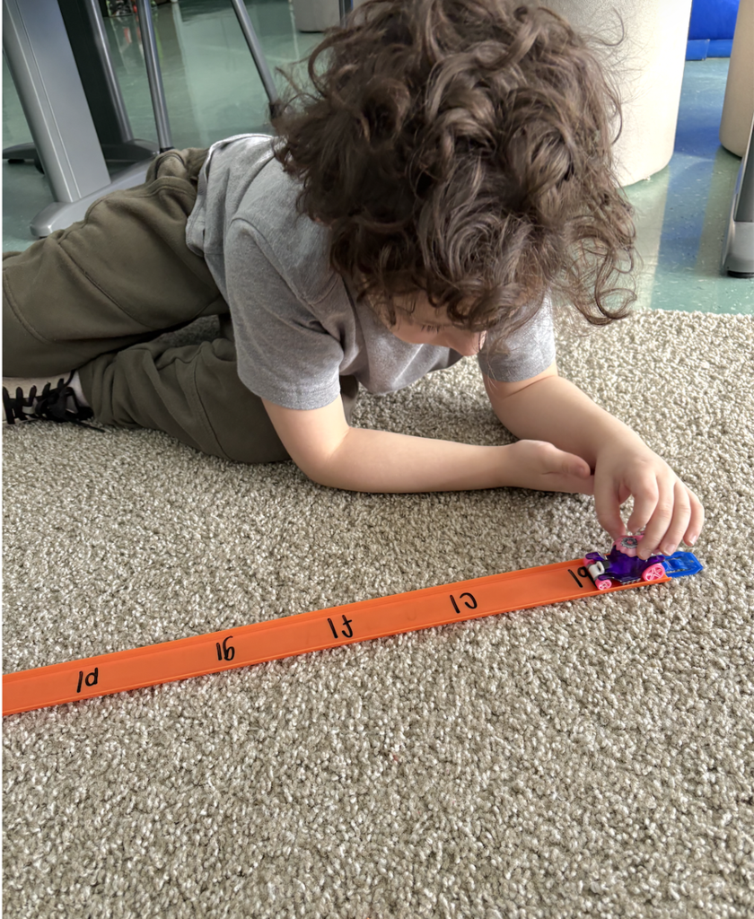 Learning how to blend using hot wheels!