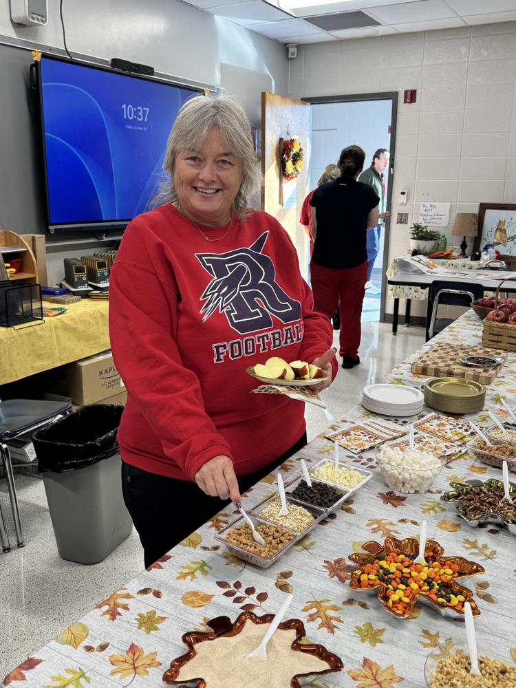 Posing with an apple bowl