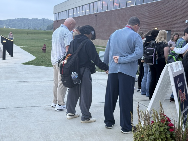 Students participate in See You at the Pole. 