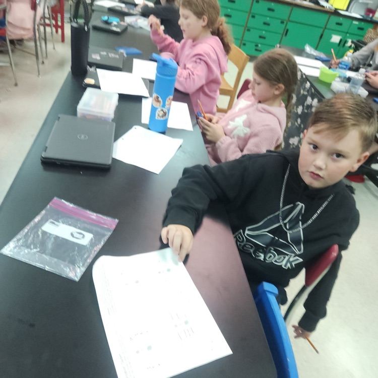 Learning is all connected in Mrs. Martin’s and Mrs. Tabitha’s fourth grade classes!
