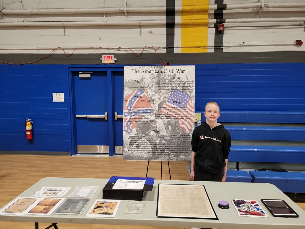 8th Grade Artifact Museum 26