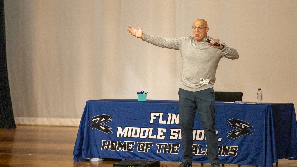 Gordon Korman