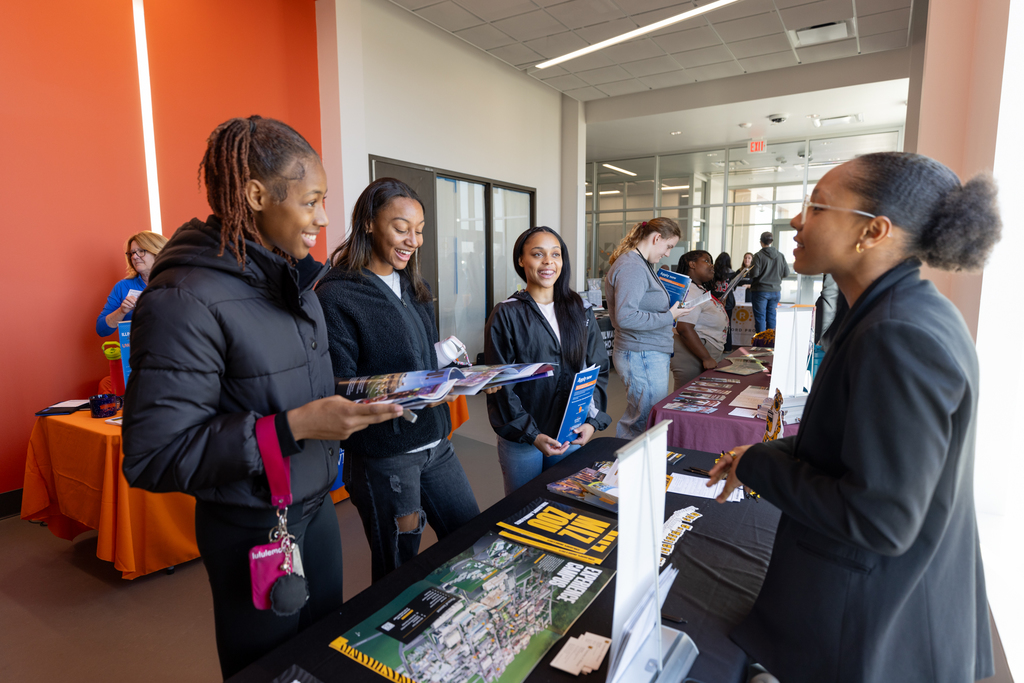 2025 Quad College Fair WEB-23