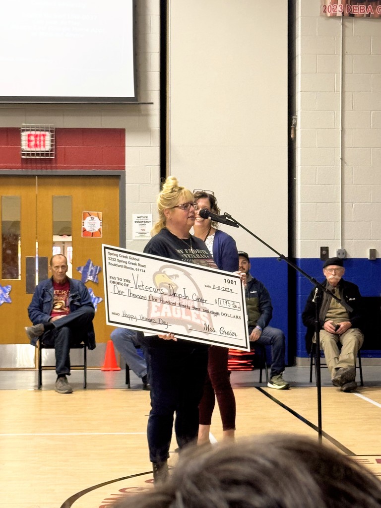 Veterans Drop-In Center acepts donation.