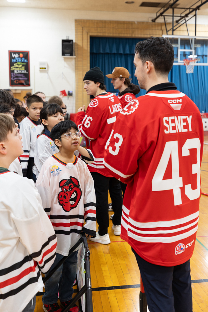 Hockey pros talk to Conklin students