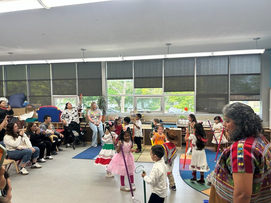 Balbina's class end of the year celebration with families