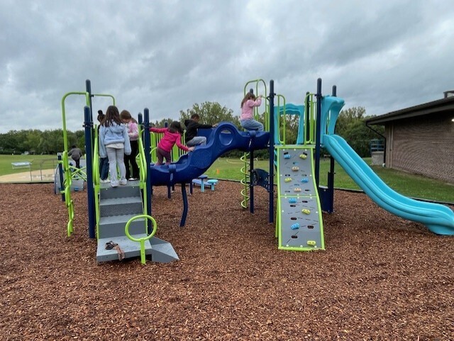 Hillman Playground 